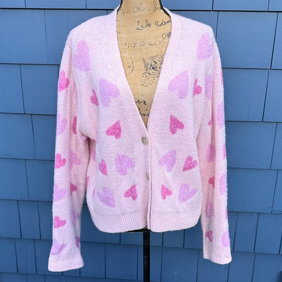 cupcakes & cashmere Sweaters - cupcakes & cashmere Pink Heart Cardigan large soft
